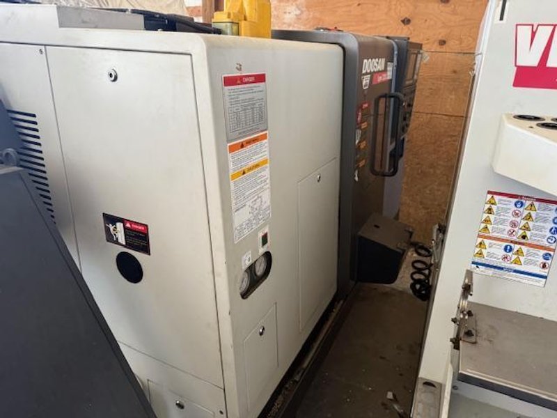 Doosan Lynx 220LC CNC Turning Center Lathe, 2013 – Chip Conveyor