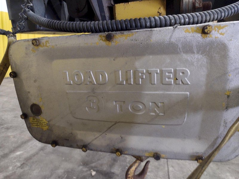 3 TON X 17’ F&amp;G / LOAD LIFTER UNDER-SLUNG POWERED CRANE: STOCK #22971
