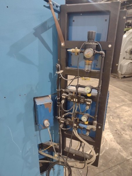 12" ITW WELDING AUTOMATION LATHE, WITH MILLER WELD CONTROLLER &amp; MILLER XMT 304 SERIES ARC WELDER: YOBRO #24402