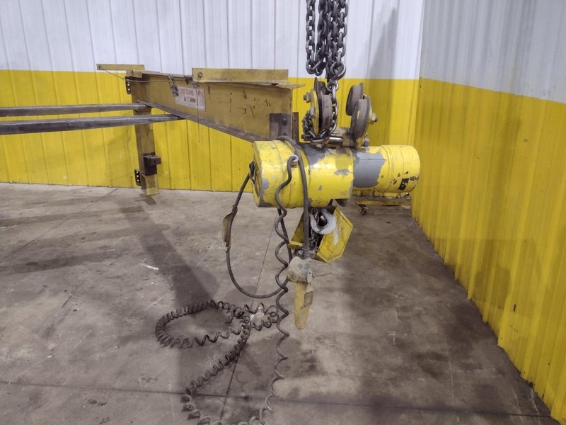 1 TON RELIABLE WALL MOUNTED JIB CRANE W/ 1 TON BUDGIT HOIST W/ TROLLEY: YOBRO #25151