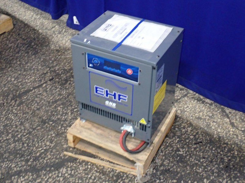 GNB INDUSTRIAL POWER 150 AMPS BATTERY CHARGER