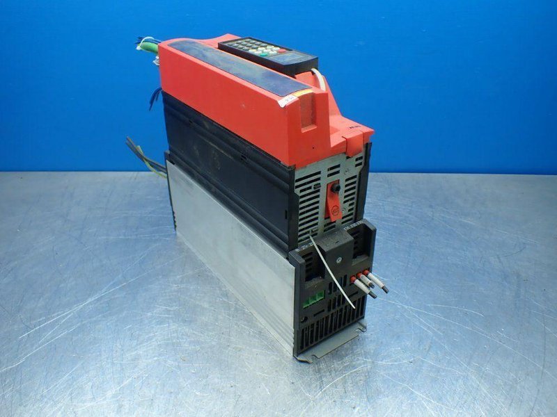 SEW EURODRIVE INVERTER DRIVE  -  MDX61B0055-5A3-4-0T