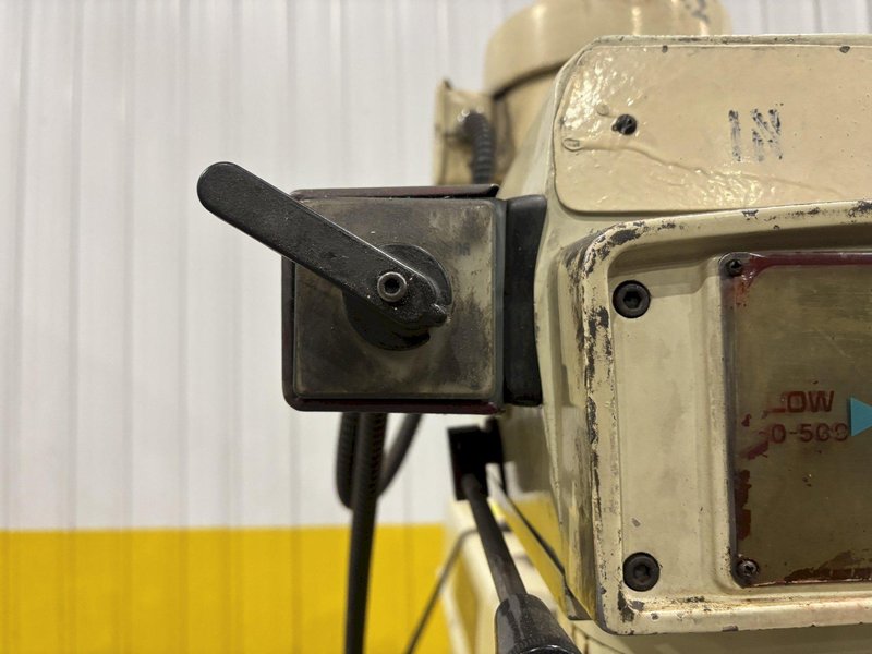 3 HP ACER MODEL #3VK3-HP RAM TYPE VERTICAL MILL WITH DIGITAL READ OUTS: STOCK #23061