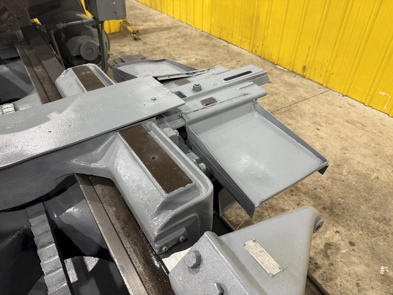 28&quot; X 144&quot; LODGE &amp; SHIPLEY 8-7/8&quot; HOLLOW SPINDLE ENGINE LATHE 8-7/8&quot; HOLE: STOCK #24032