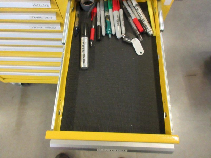 Kennedy 15-Drawer Locking Tool Chest, Portable with Keys and Contents- Auction Item