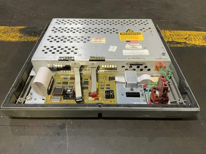 SIEMENS CINCINNATI 6.5”X8.5” SCREEN ACRAMATIC A2100 CNC CONTROL STATION AND DISPLAY PANEL  -  3-424-2202A01