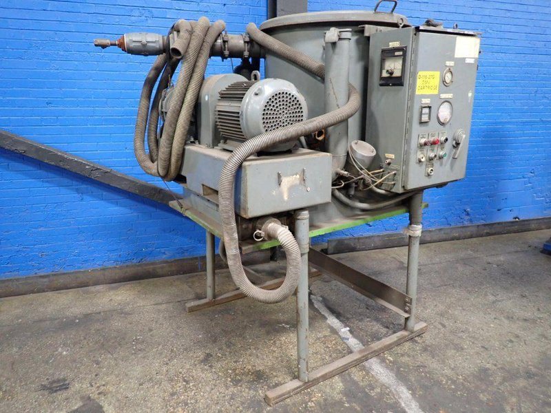 DEMARCO HAZVAC CORPORATION MAX VAC VACUUM CLEANER, LOADER, AND CONVEYOR  -  MV20E