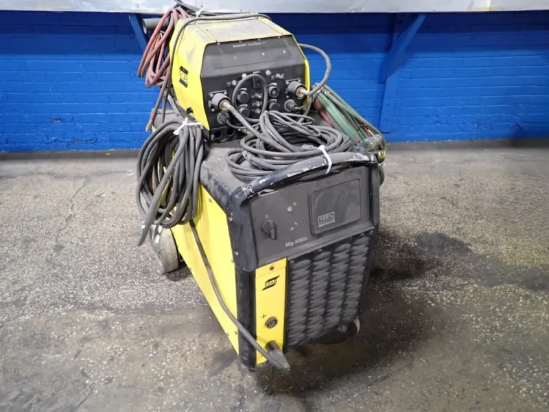 ESAB MIG WELDER  -  MIG 5002C