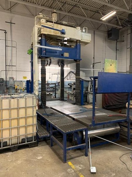 100 TON DAKE MODEL 918-527 HYDRAULIC SPOTTING PRESS. STOCK # 1261122