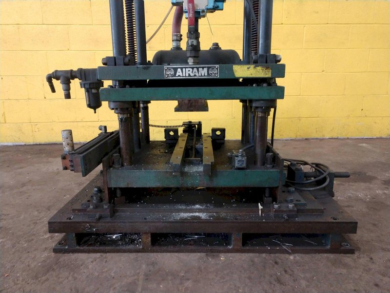 7 TON AIRAM ADJUSTABLE PNEUMATIC CUT OFF PRESS: STOCK #13702
