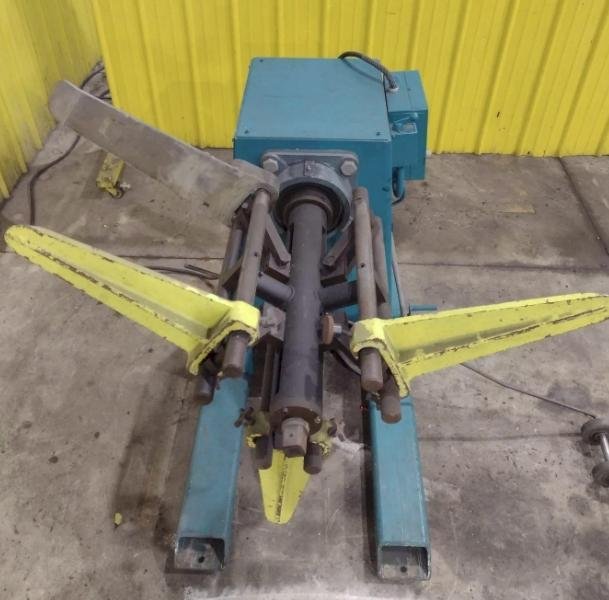 4,000 LB X 16" DURANT MODEL #MD-401-M MOTORIZED UNCOILER COIL REEL. STOCK # 0540326