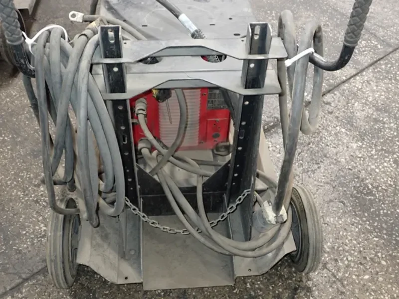 LINCOLN 350 AMP WELDER  -  POWER WAVE S350