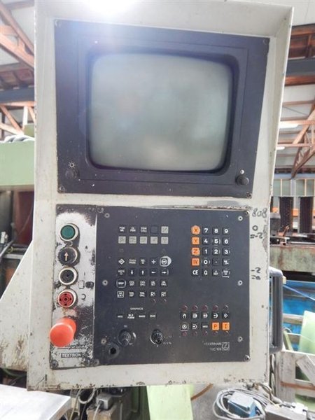 Bridgeport X: 760 - Y: 370 - Z: 150 mm