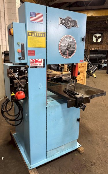 20" DoAll Vertical Band Saw 2013-V, 13" Under Guide, 55-2200 FPM, 26" x 26" Tbl., Clean