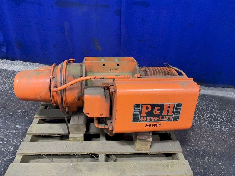 P&amp;H 2000 LBS HOIST  -  LR-1/2