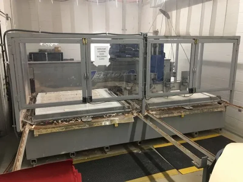 2004 PAR VECTOR 2 | Waterjet Cutters