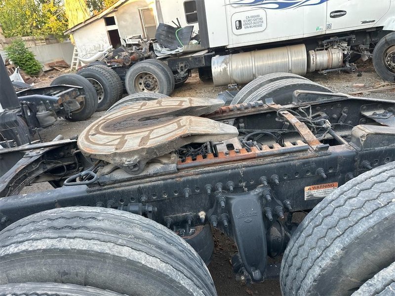 2019 Freightliner Cascadia 1FUJHHDR5KLKM7237