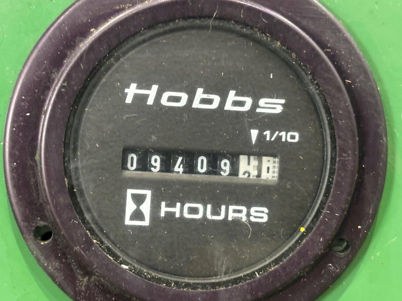 VL/RAMPE MODEL #SB-8 DUAL MEDIA VIBRATORY DEBURRING MACHINE: YOBRO #23875