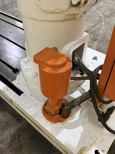4' x 9" CARLTON MODEL #1A RADIAL ARM DRILL: YOBRO #26163
