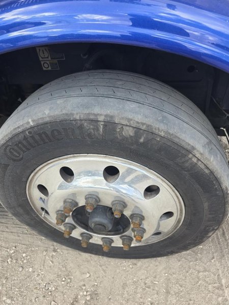 2022 Peterbilt  1NPXLP9X0ND758041