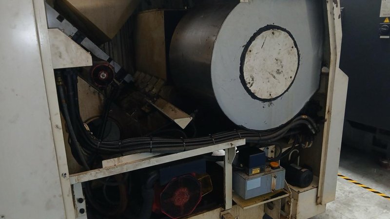 Doosan Puma 800L, 2006 – SMW Hyd Steady, 12″ Big Bore, Chip Conveyor,  Cut Hours 5105