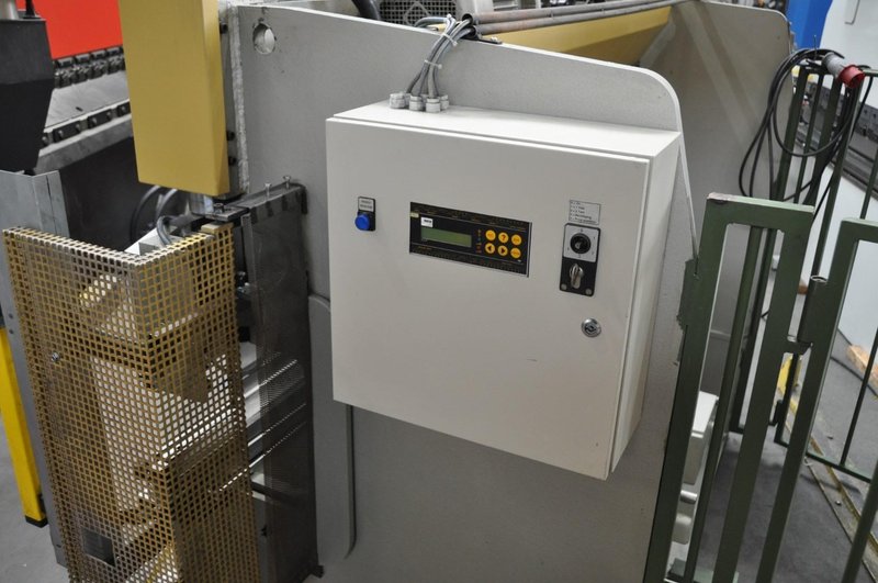 Darley - EHP 50 ton x 2500 mm CNC