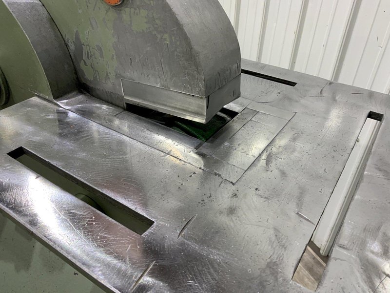 50 TON PIRANHA MODEL #P50 HYDRAULIC IRONWORKER: STOCK #80733