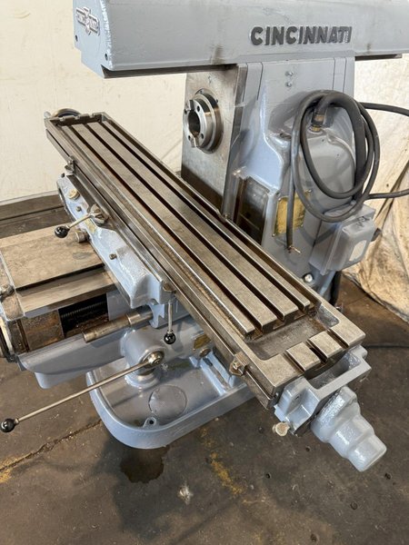 CINCINNATI #2ML HORIZONTAL MILLING MACHINE. STOCK # 0553025.