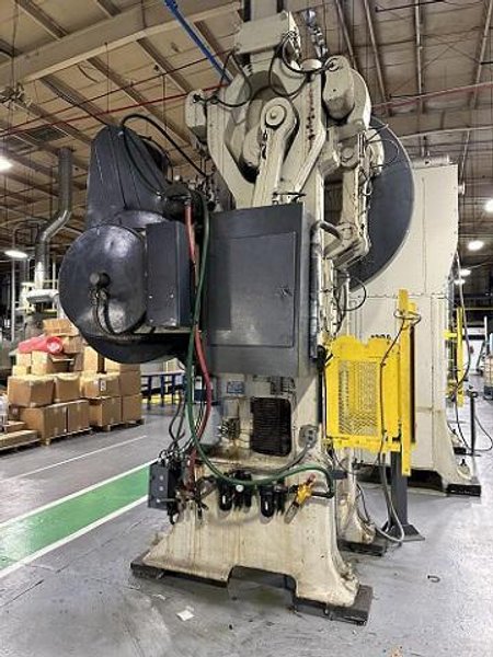 150/110 TON BLISS MODEL #3-3/4-B DOUBLE ACTION TOGGLE PRESS