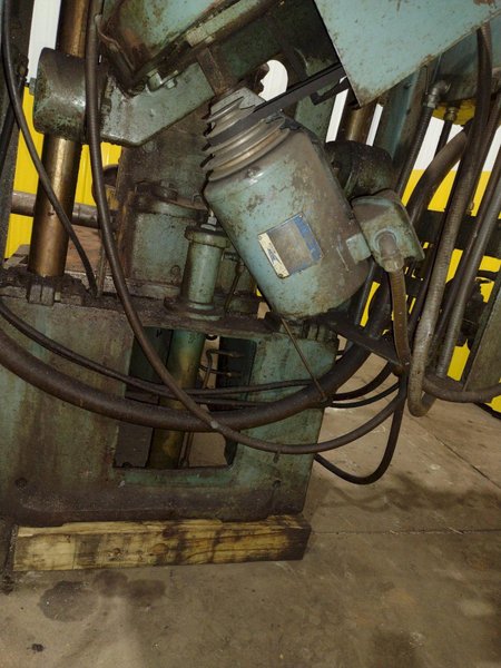 12" X 12" WELLS MODEL 1270 WELLSAW  HORIZONTAL SAW: STOCK #18510