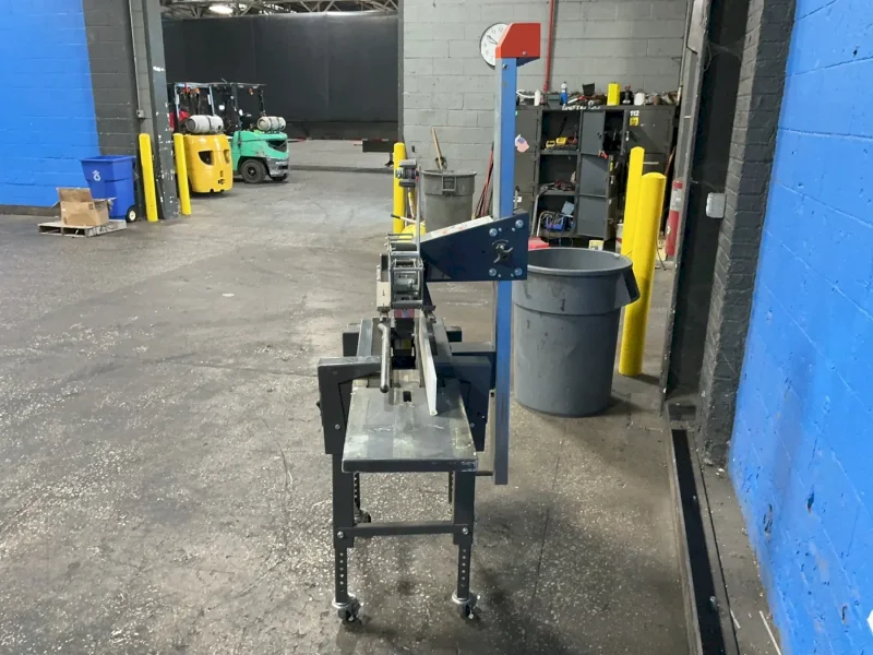 LOVESHAW 8.5” X 28” UNIFORM PRESSURE SENSITIVE CASE TAPPER  -  LD-7D/M
