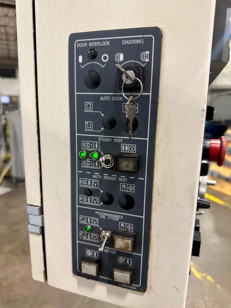 Doosan Puma 300LC CNC Lathe, 2006 – Low Hours, 15″ Chuck, Chip Conveyor, Programmable Tailstock, Presetter