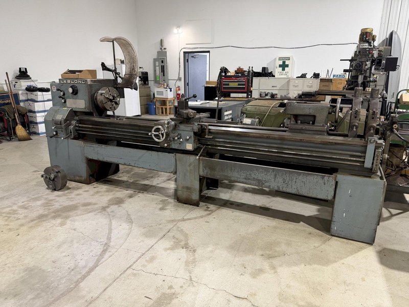 Leblong Regal Servo-Shift 17" x 102" Engine Lathe