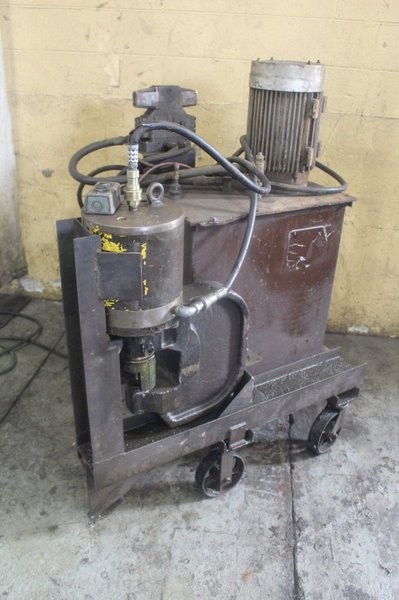 80 TON FABRILINE MODEL FP80 PORTABLE HYDRAULIC FLANGE PUNCH: STK #71173