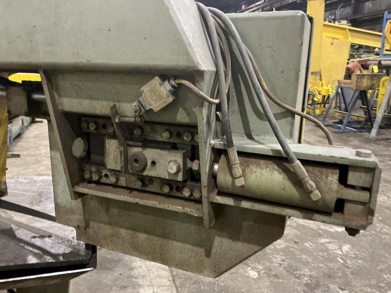 18" X 27" HYDMECH MODEL #S25-A HORIZONTAL SWIVEL MITER AUTOMATIC BAND SAW: YOBRO #25047