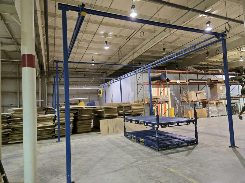 50.5' X 19' 1000 LB GORBEL WORKSTATION CRANE WITH VACUMASTER ATTACHMENT. STOCK # 0772426
