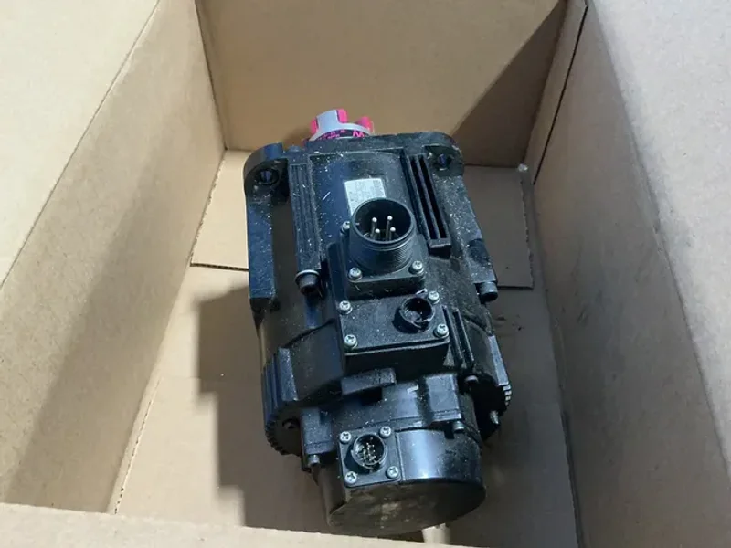Yaskawa Electric 1500 Rpm Ac Servo Motor  -  Sgmgv-13ade6e