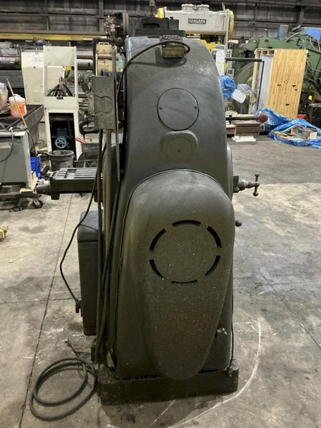#2 CINCINNATI MODEL #2V VERTICAL MILL: YOBRO #25931