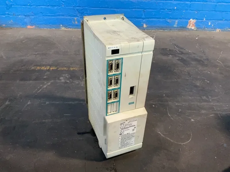 MITSUBISHI 9 KW SERVO DRIVE UNIT  -  MDS-C1-V1-90-N