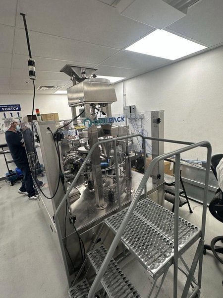 Onepack WP-8S-250Z Rotary Pouch Packaging Machine – 2022 – Like New, No Production Hours