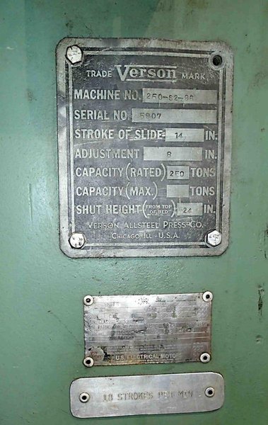 250 Ton Verson Model 250-S2-96 Straight Side Press- 42″ x 96″ Bed, 14″ Stroke, 24″ Shut