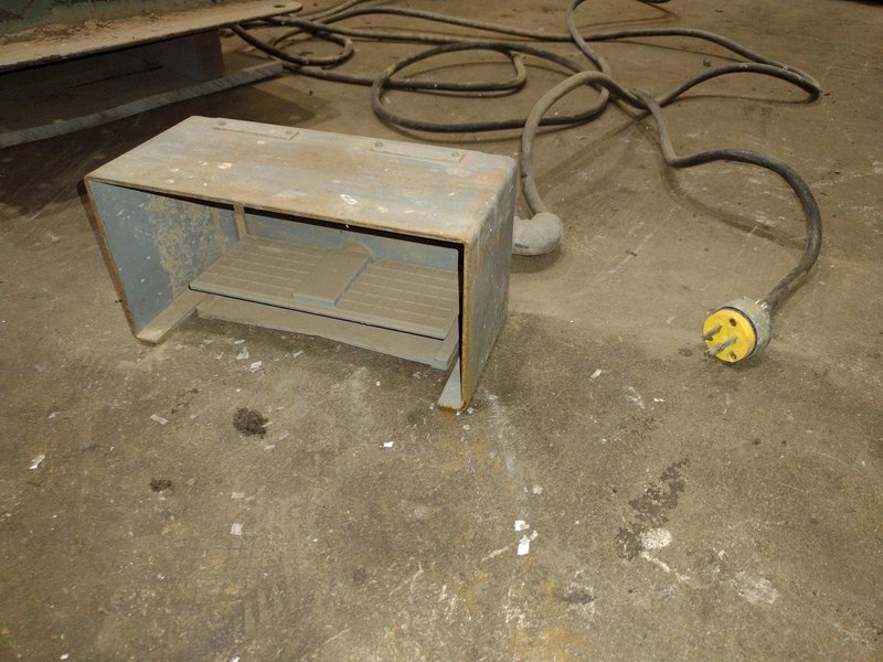 4,000 LB PANDJIRIS PIPER PIPE TANK TURNING ROLLS, DRIVE &amp; IDLER, 110V: STOCK #20360