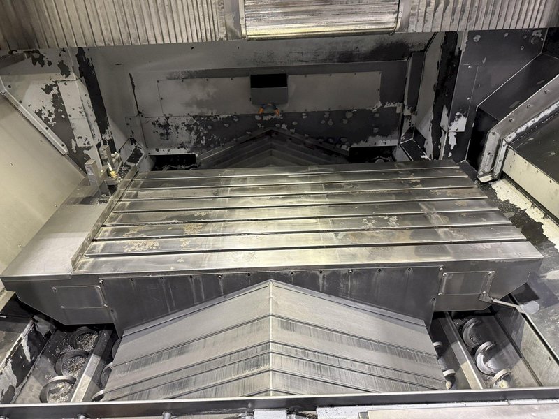 Makino F9 CNC Vertical Machining Center For Sale - 2015