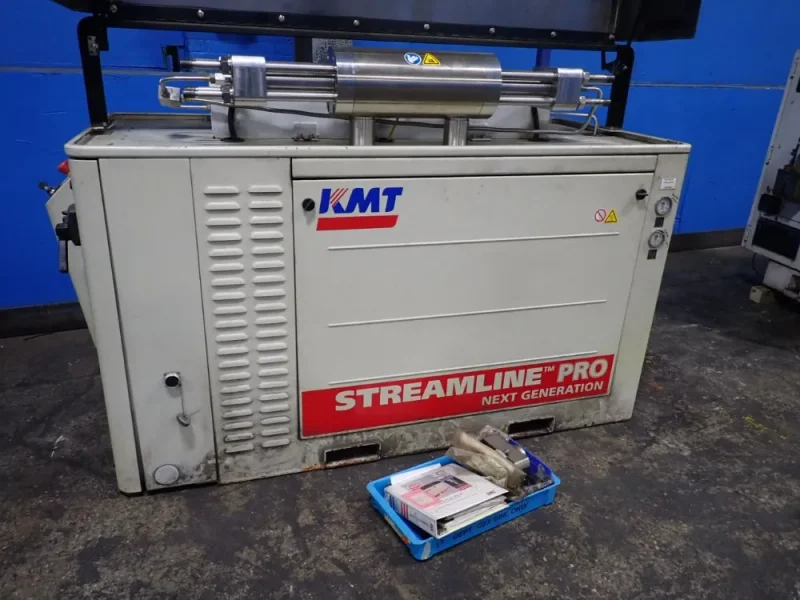 KMT WATERJET SYSTEM WATERJET INTENSIFIER PUMP  -  SL PRO 60