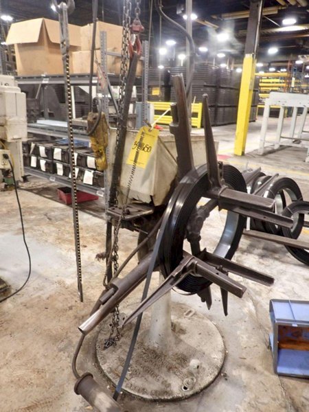 800 LBS LITTELL CENTERING REEL: YOBRO #24303