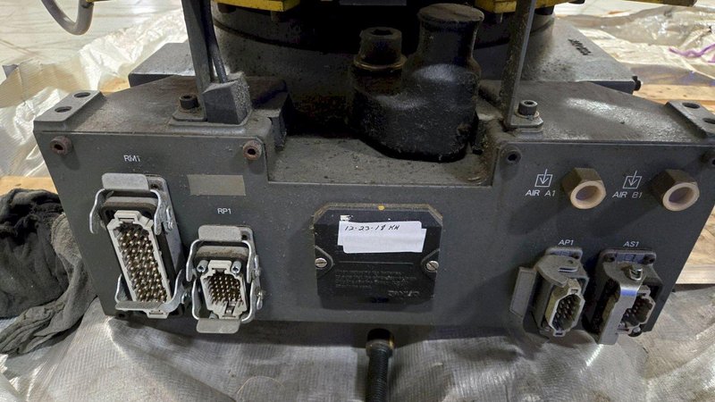 FANUC R2000IA/165F ROBOT + R-J3IB CONTROLLER USED
