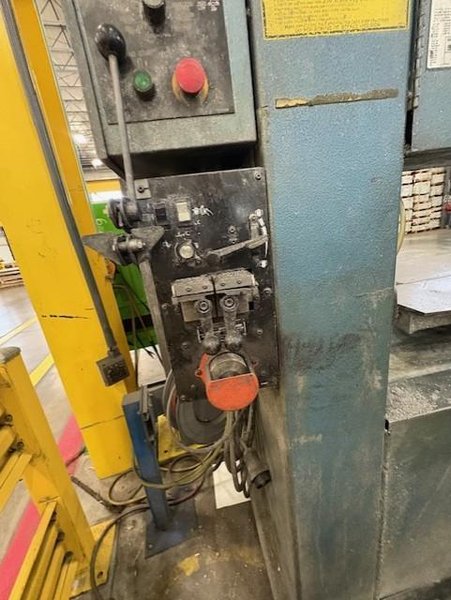 20&quot; X 13&quot; DOALL VERTICAL CIRCLE CONTOUR BAND SAW WITH METL SAW HYDRAULIC ROTATING FLOW TABLE STOCK# 4117