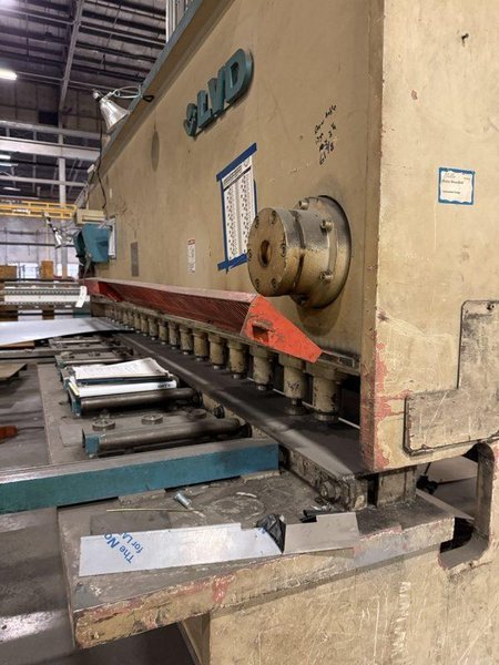 LVD Hydraulic Shear - Illinois, $19,900