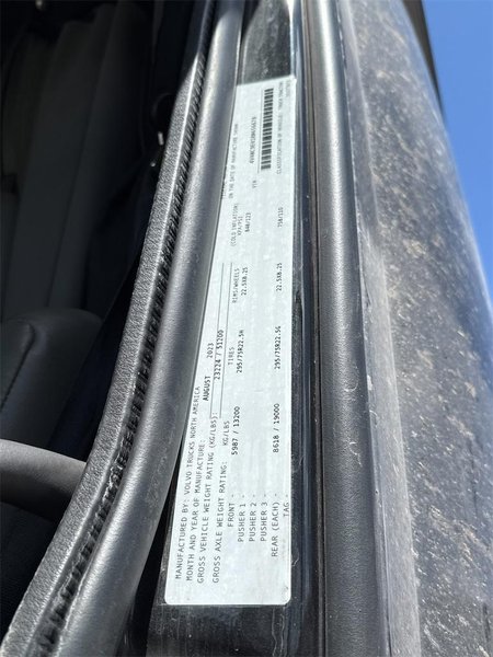 2024 Volvo VNL64T860 4V4NC9EH1RN656678