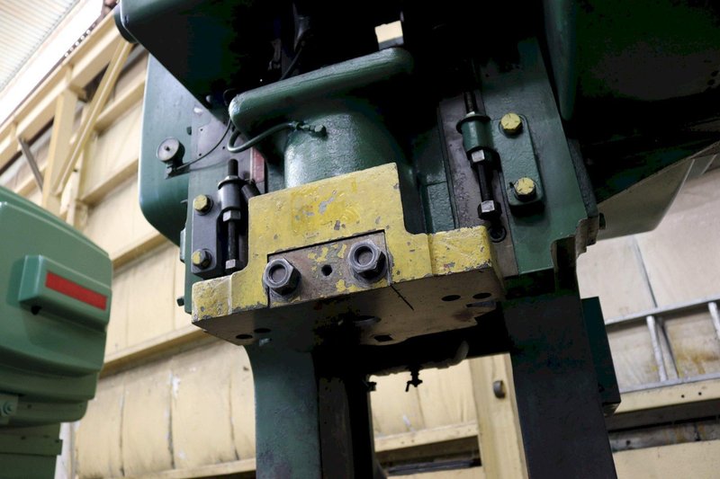 60 TON BLISS BACKGEARED OBI PRESS: STOCK #71636